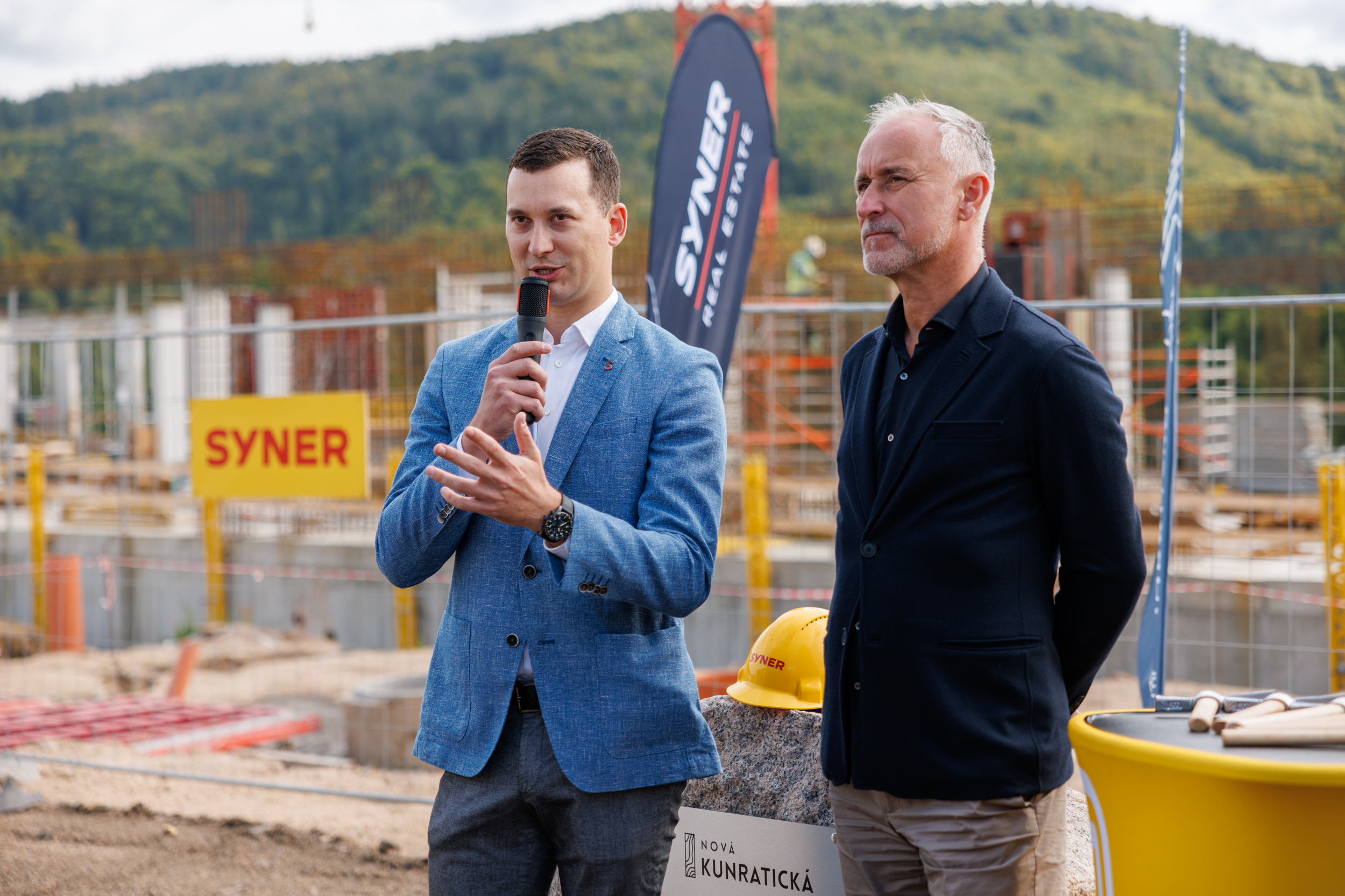 Poklepání základního kamene